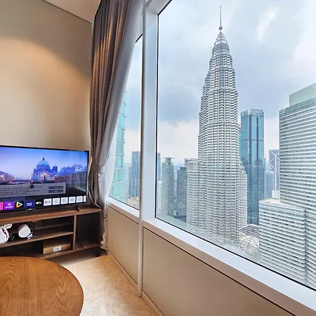 Sky Suites Klcc By Staylar